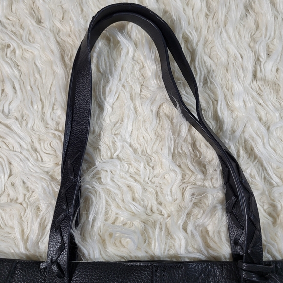 Tommy Bahama Genuine Leather Black Tote Bag - Picture 3 of 16